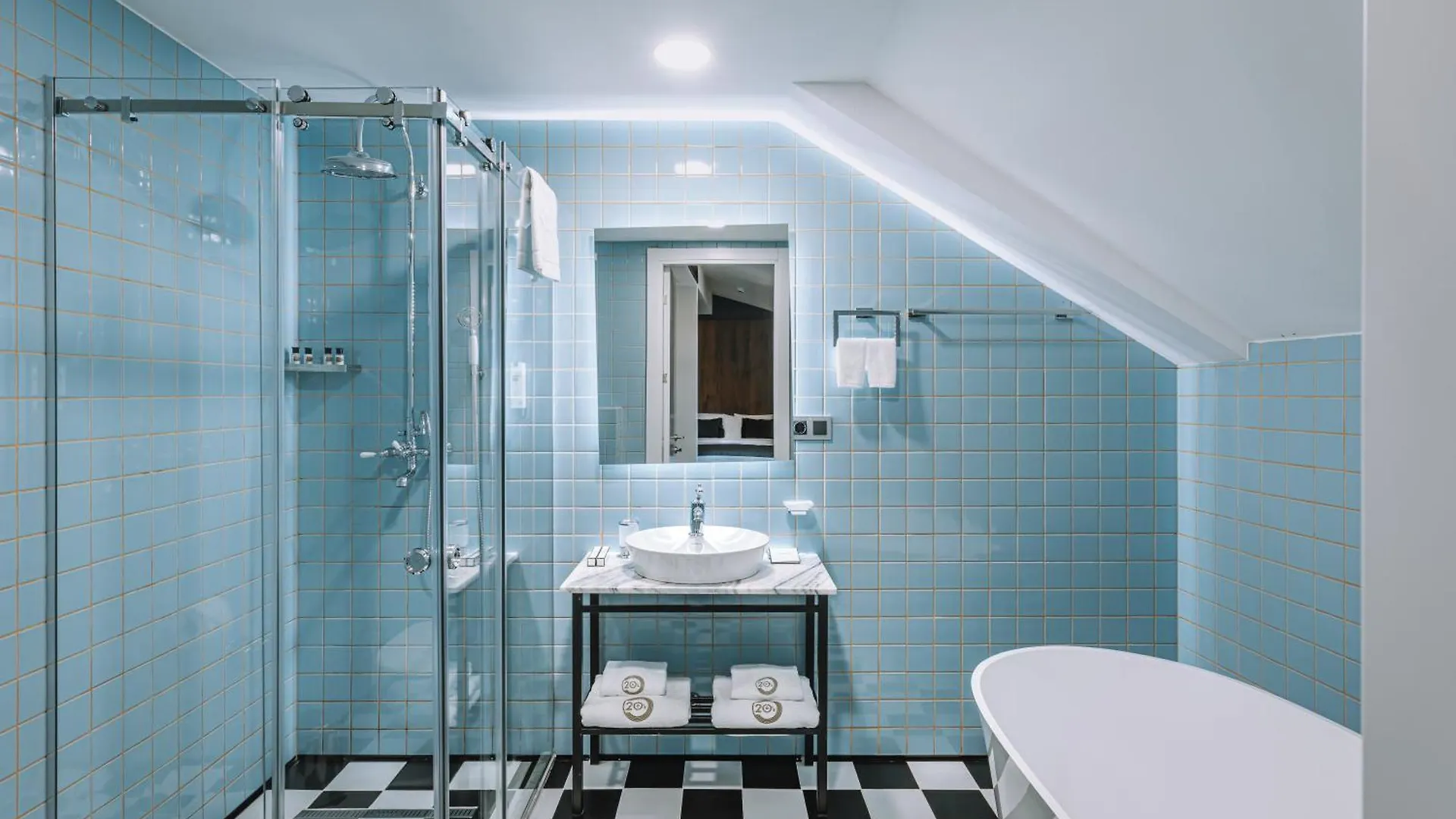 Hotel Twenties Tbilisi - Stay & Dine