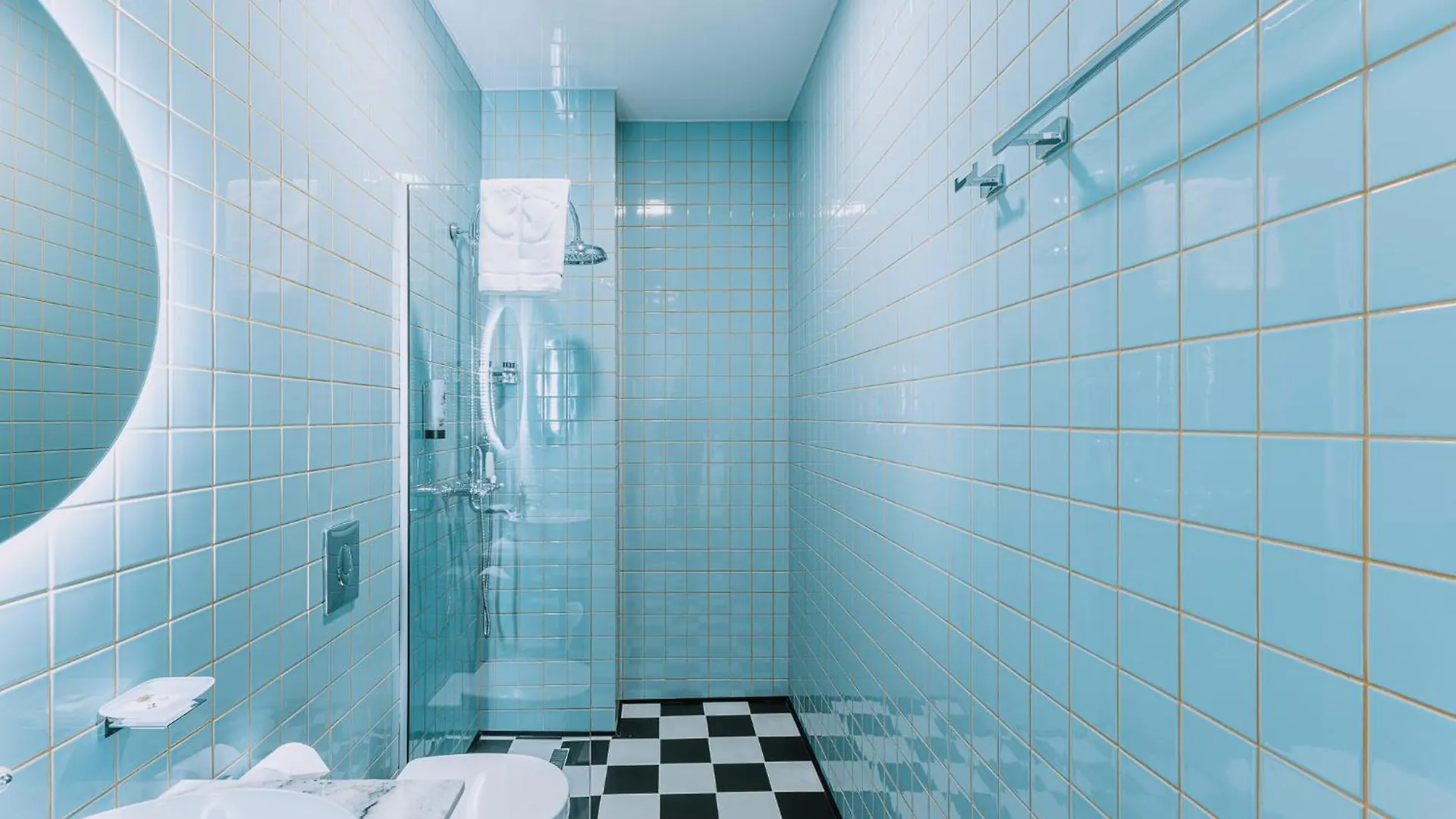Hotel Twenties Tbilisi - Stay & Dine